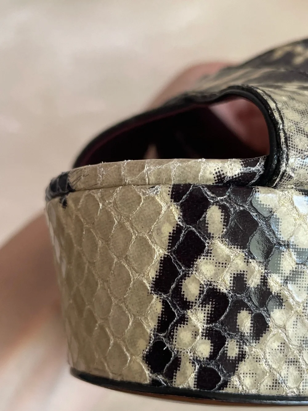 Marc Jacobs Genuine Leather Textured Snakeskin Platform 70s Style Heeled Sandals